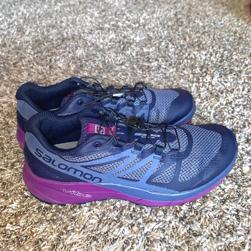 Salomon trail running sneakers